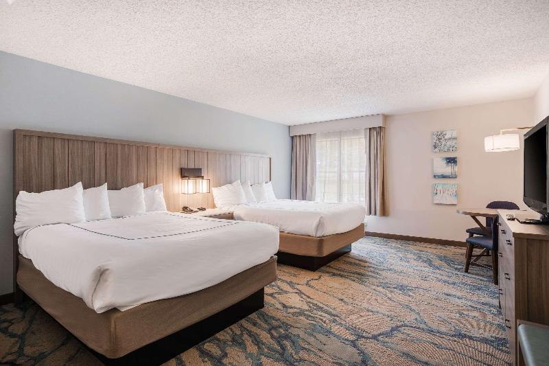 Heidel House Hotel And Conference Center image