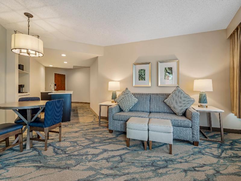 Heidel House Hotel And Conference Center image