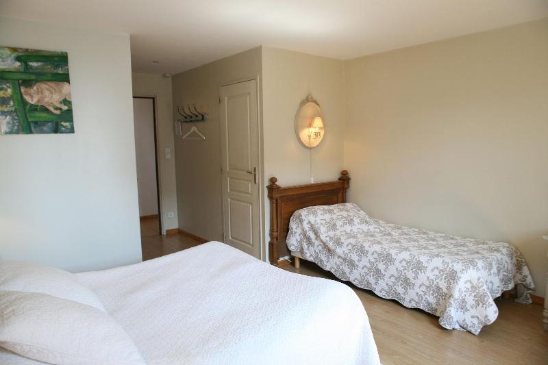 La Ferme Des Buis image