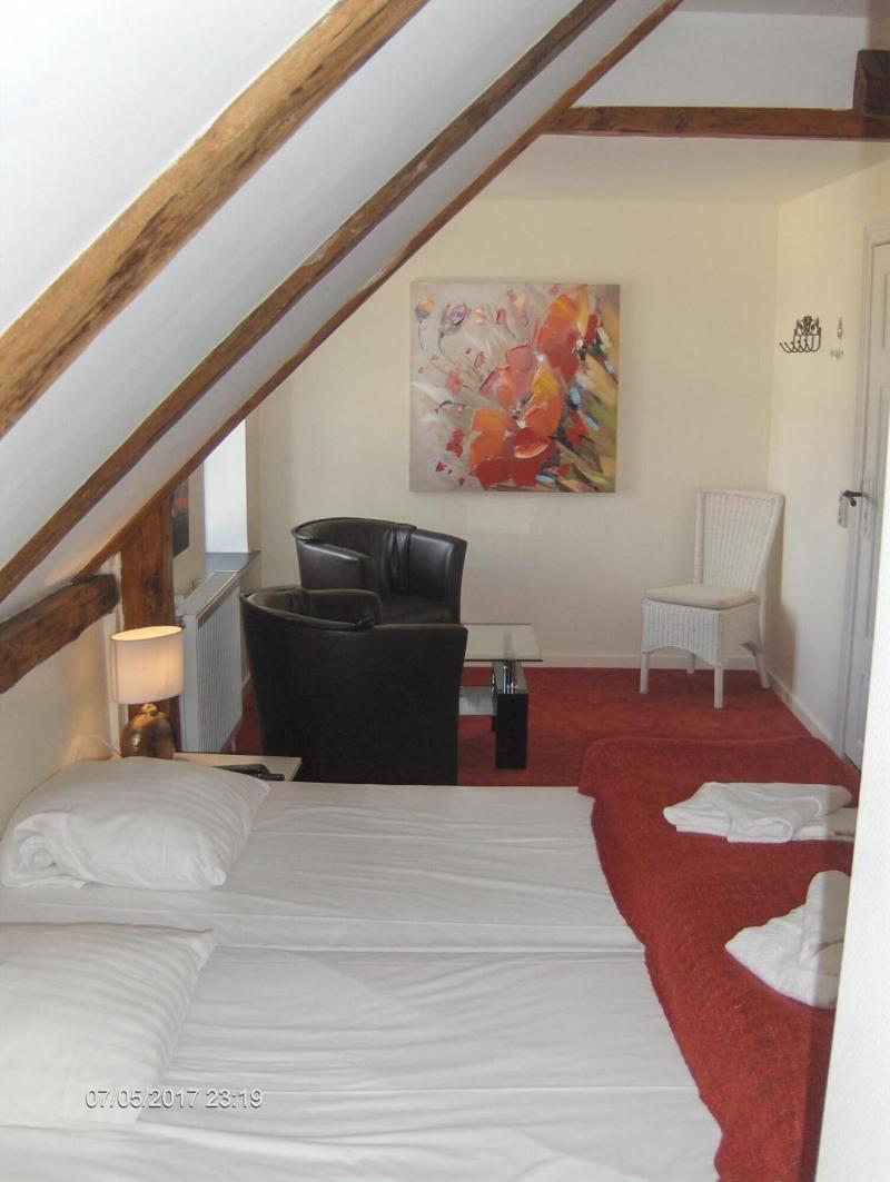 Hotel Frøslev Kro image