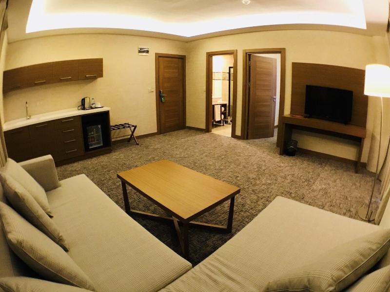Garden Zara Hotel image