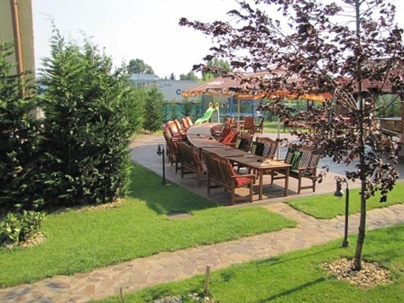 Hotel Hubert Nové Zámky image