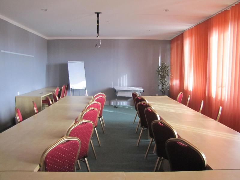 Hotel Hubert Nové Zámky image