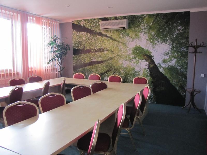 Hotel Hubert Nové Zámky image