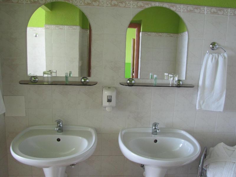 Hotel Hubert Nové Zámky image