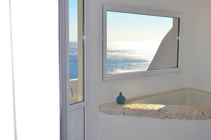 Golden Beach Resort Anafi gallery photo 17