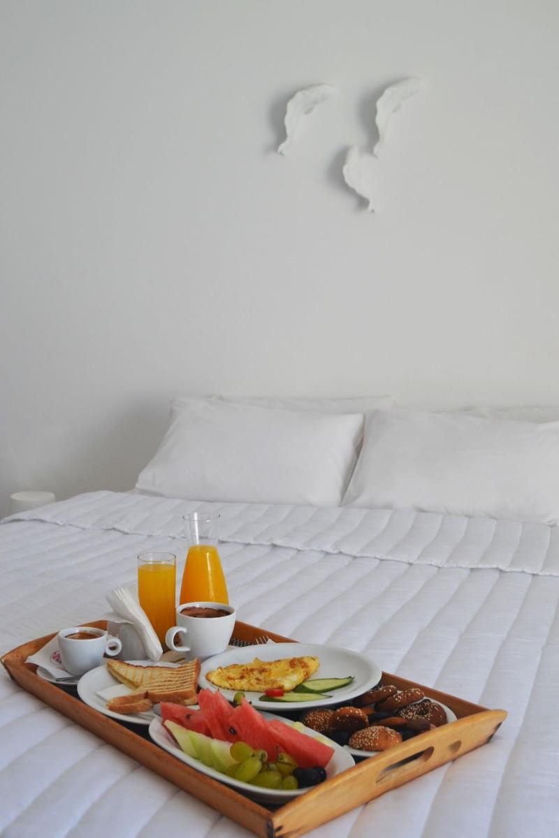 Golden Beach Resort Anafi gallery photo 14