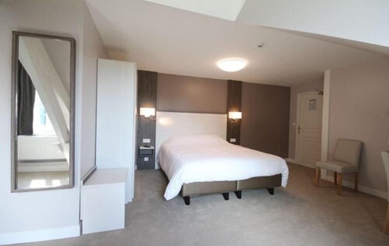 Hotel Les Champs image