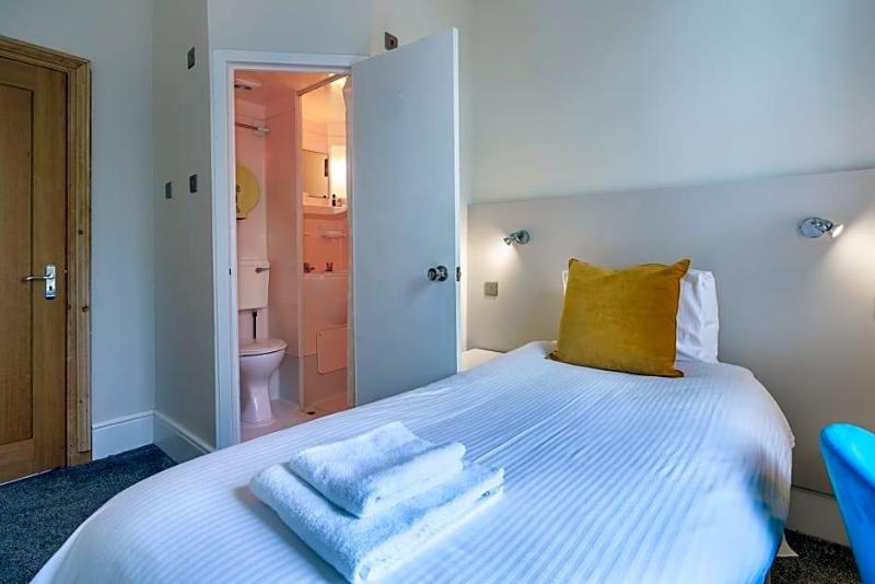 Woodlands Hall Hotel image