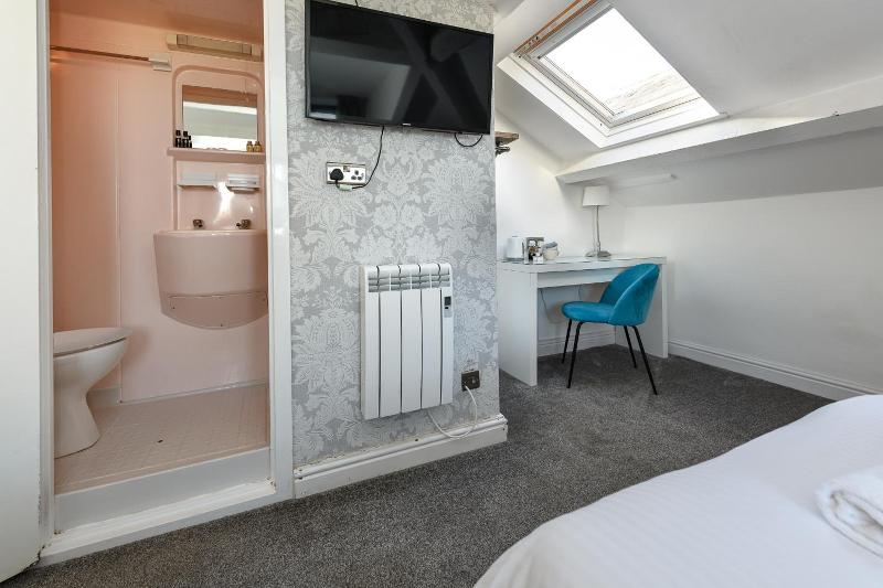 Woodlands Hall Hotel image