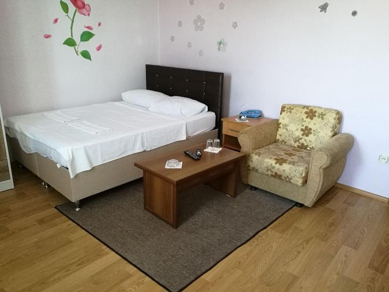 Yali Otel image
