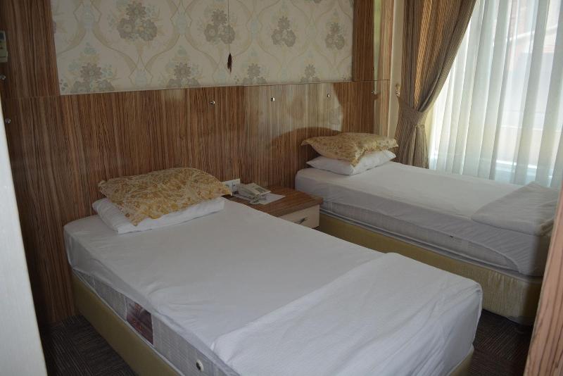 Yildirim Hotel
