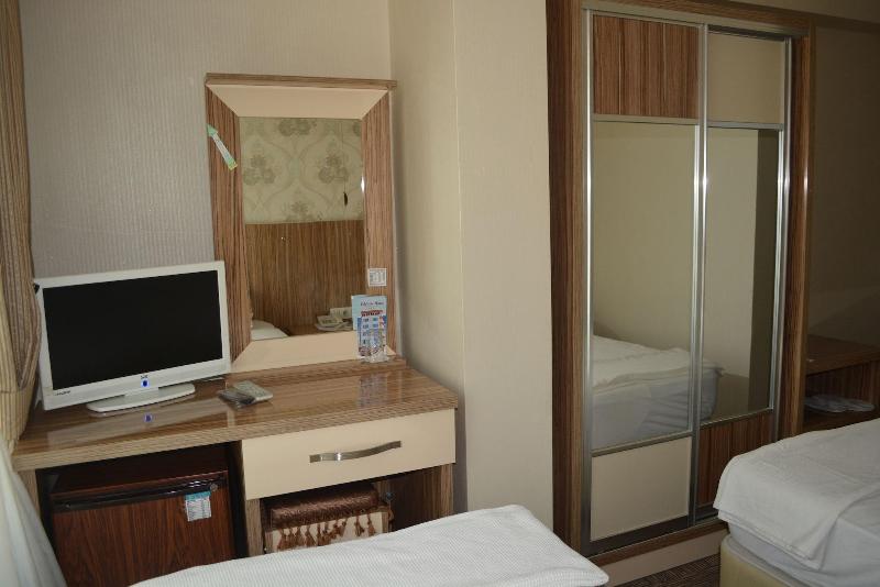 Yildirim Hotel
