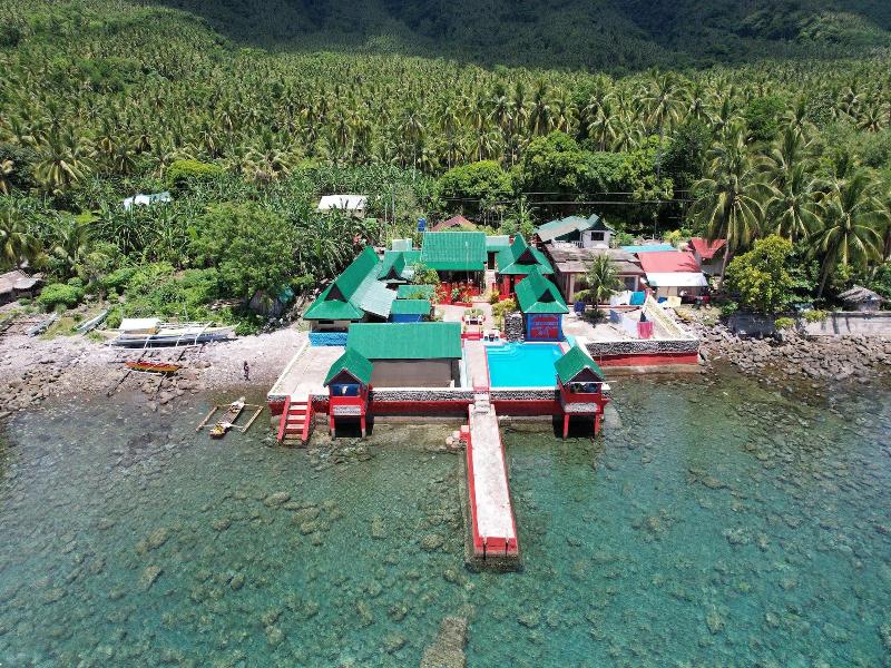 Napo Beach Resort