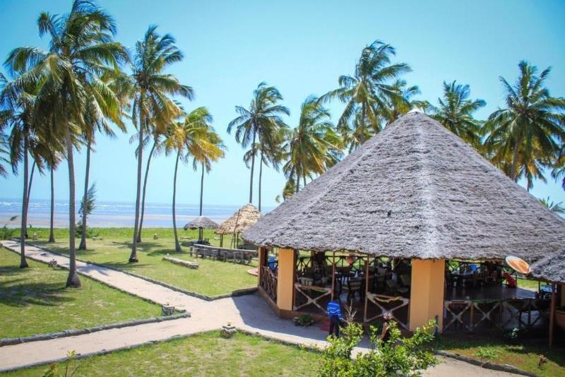 Saadani Park Hotel