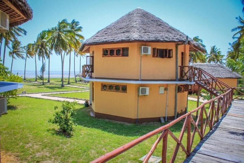 Saadani Park Hotel