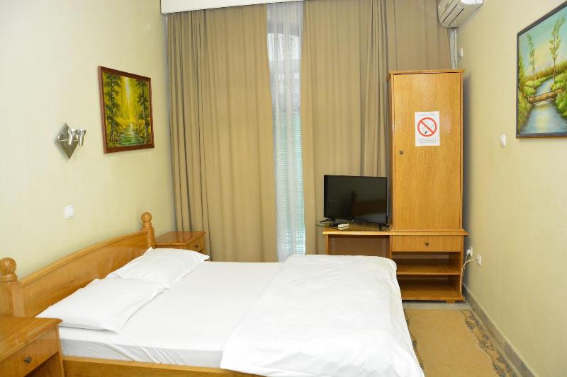 B&B Passage image