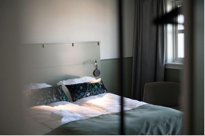 Utstein Kloster Hotell image