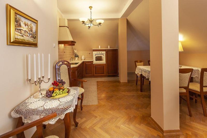 Rezydencja Dwór Polski image