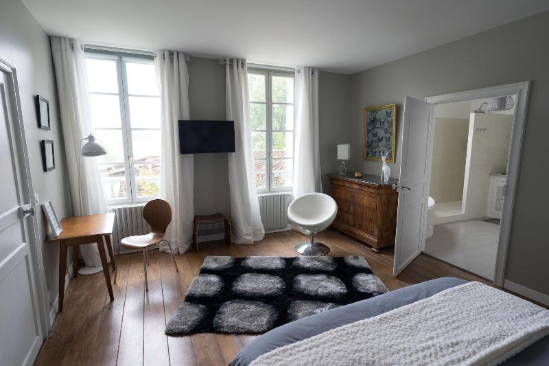 Chambre d'hôtes La Tillaie image