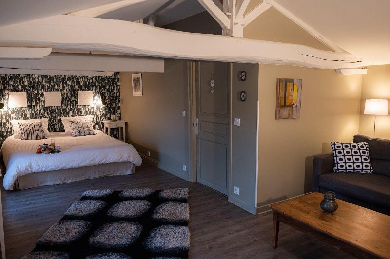 Chambre d'hôtes La Tillaie image