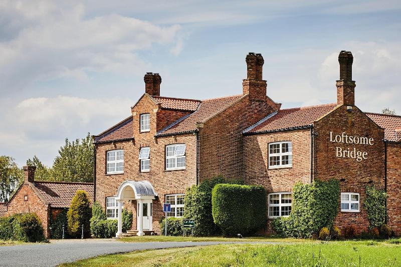 Loftsome Bridge Hotel image