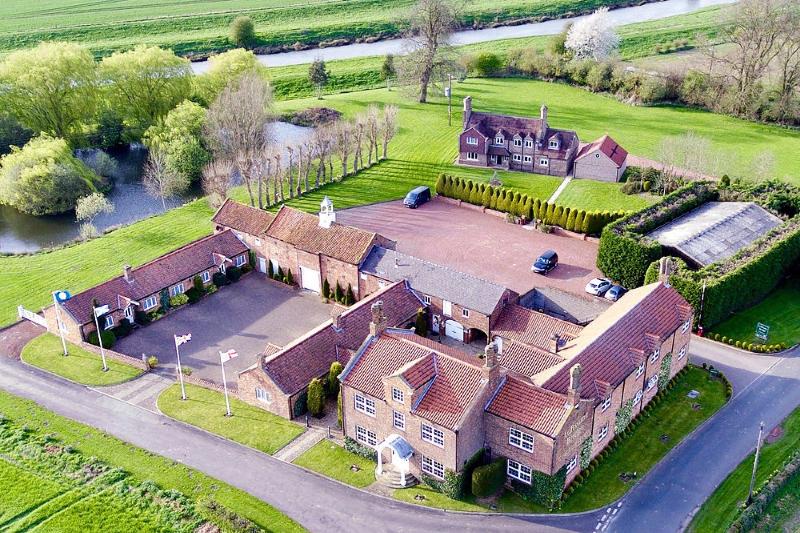 Loftsome Bridge Hotel image