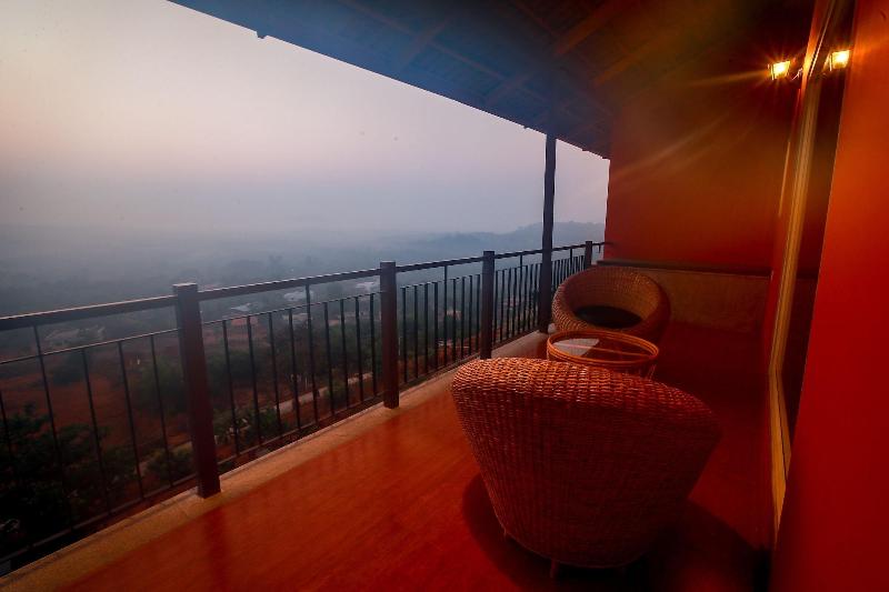 The Estate Resort Bar And Restaurant