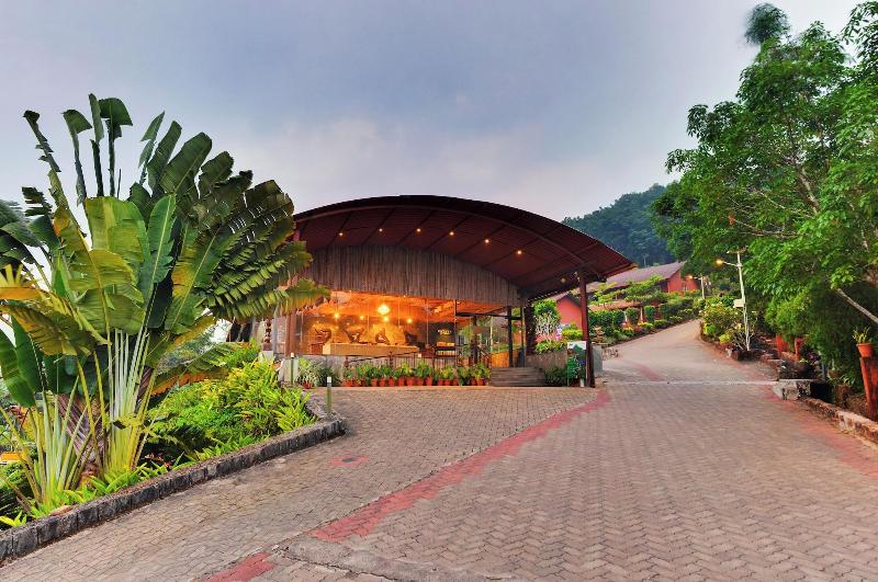 The Estate Resort Bar And Restaurant