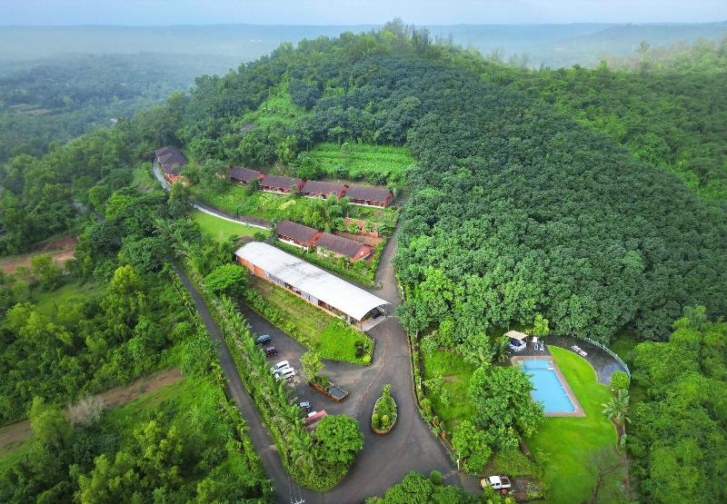The Estate Resort Bar And Restaurant