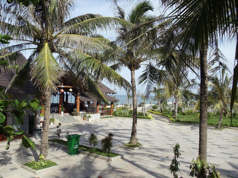 Sa Huynh Beach Resort image 5