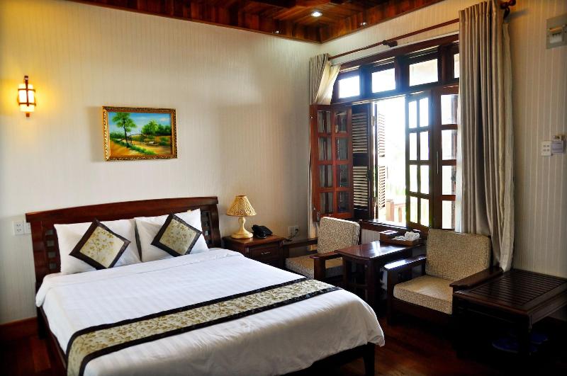 Sa Huynh Beach Resort image