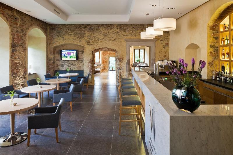 Uroczysko Siedmiu Stawów Luxury Hotel image