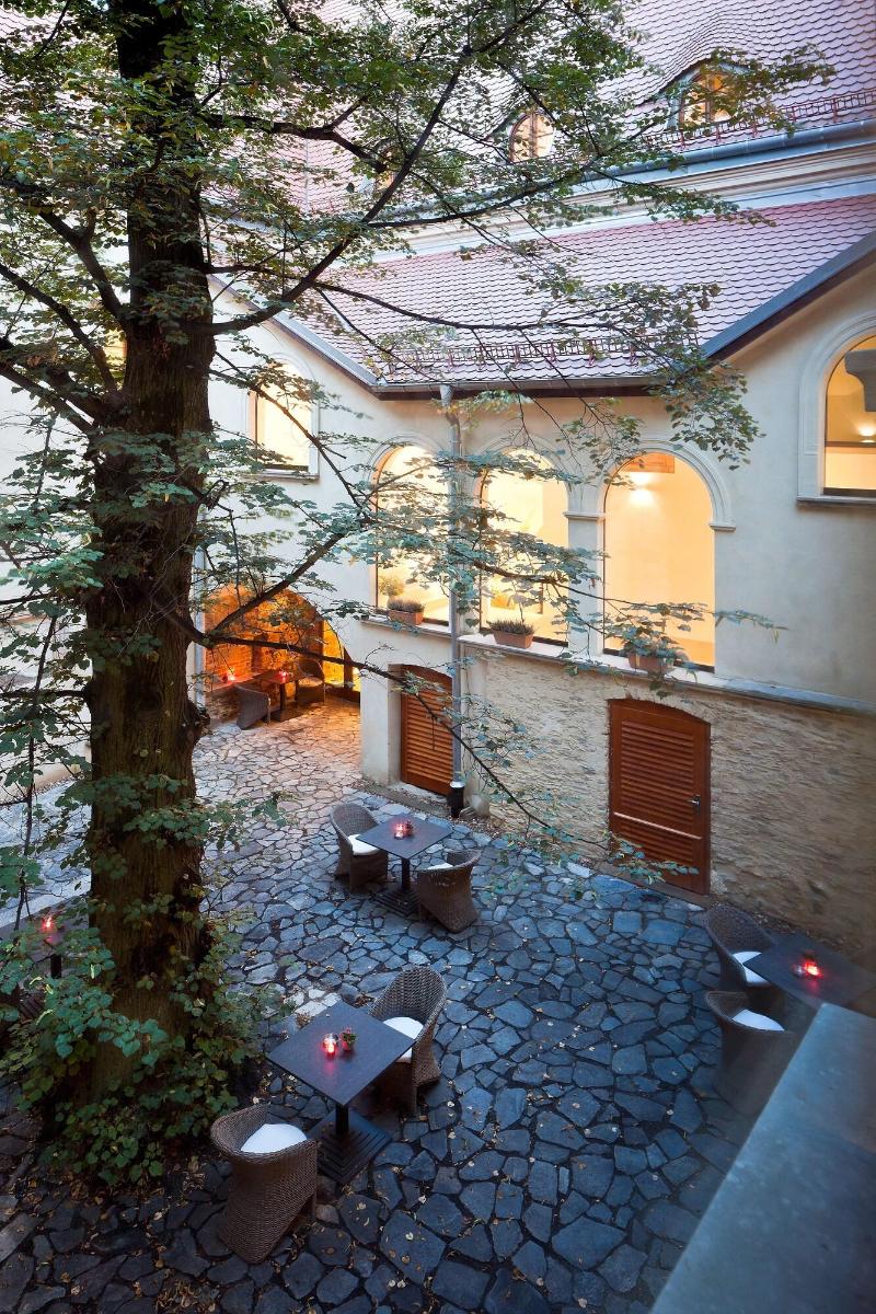 Uroczysko Siedmiu Stawów Luxury Hotel image