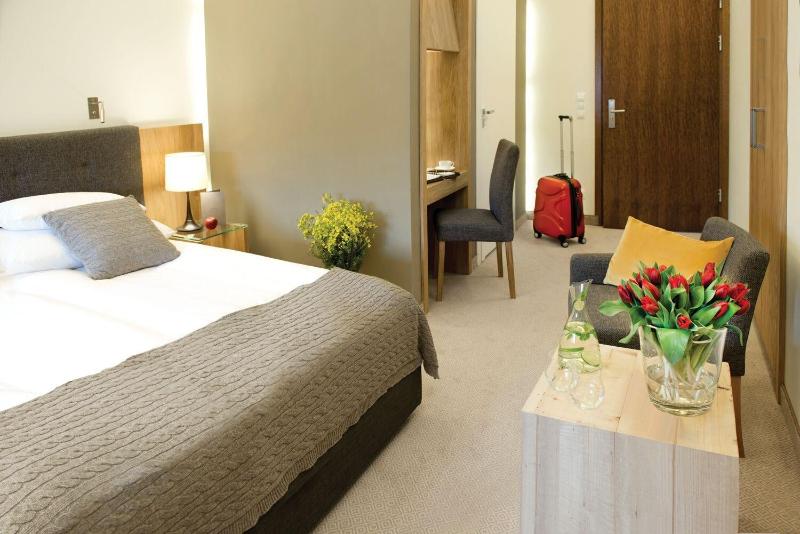 Uroczysko Siedmiu Stawów Luxury Hotel image