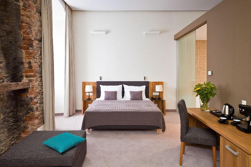 Uroczysko Siedmiu Stawów Luxury Hotel image