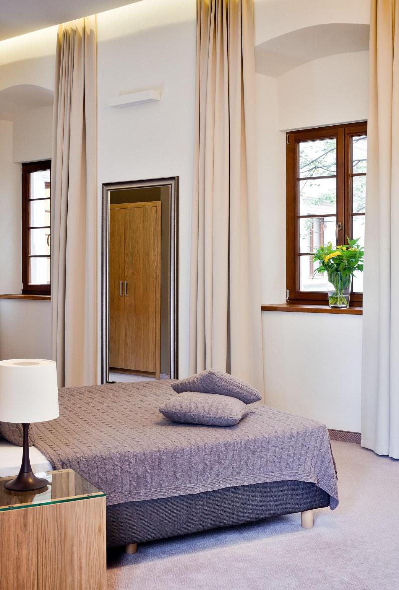Uroczysko Siedmiu Stawów Luxury Hotel image