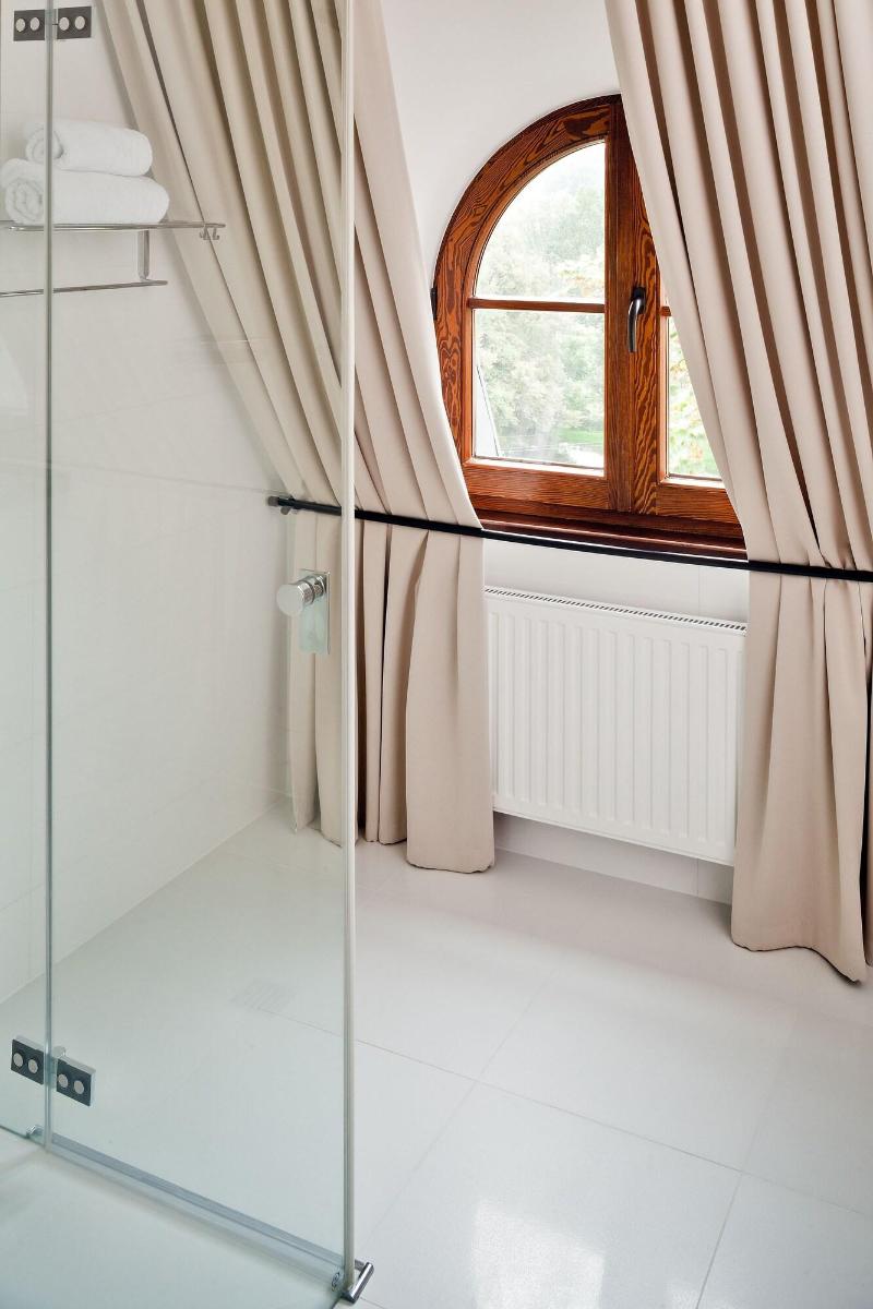 Uroczysko Siedmiu Stawów Luxury Hotel image
