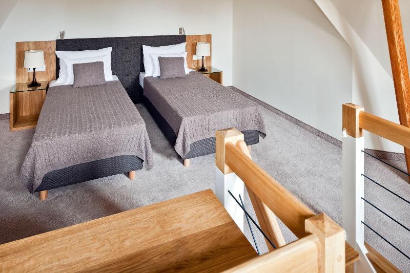 Uroczysko Siedmiu Stawów Luxury Hotel image