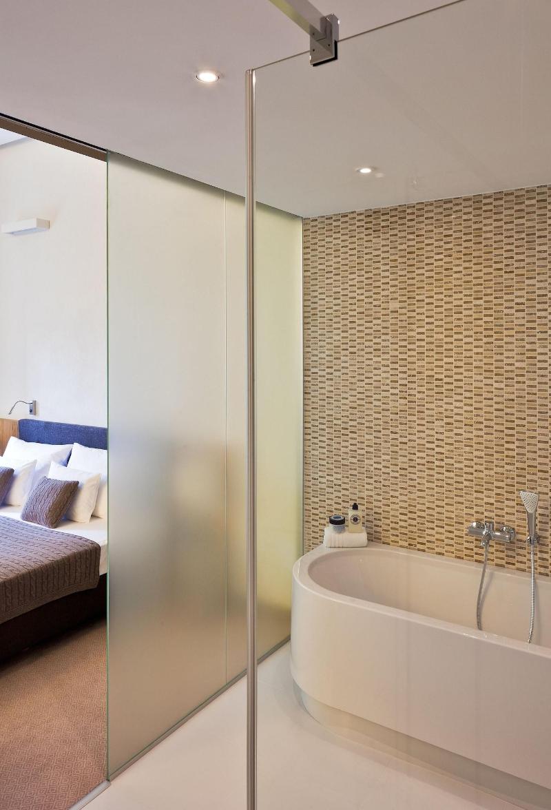 Uroczysko Siedmiu Stawów Luxury Hotel image