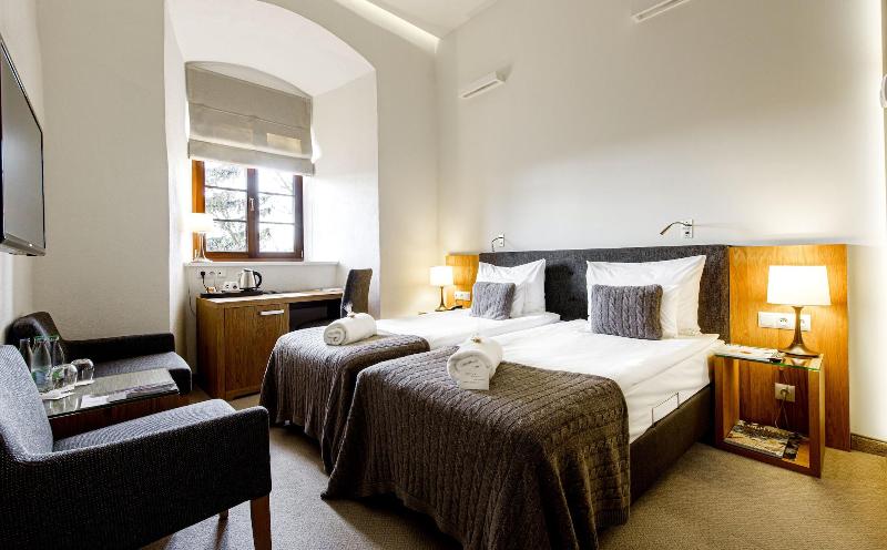 Uroczysko Siedmiu Stawów Luxury Hotel image