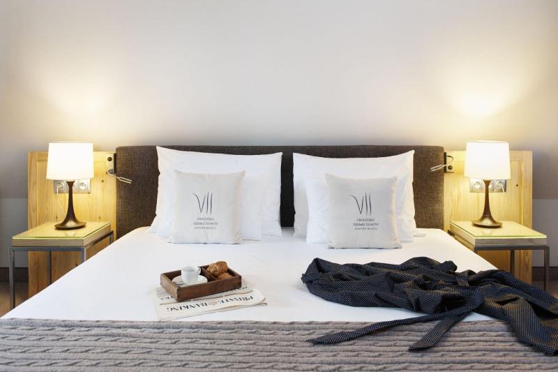 Uroczysko Siedmiu Stawów Luxury Hotel image
