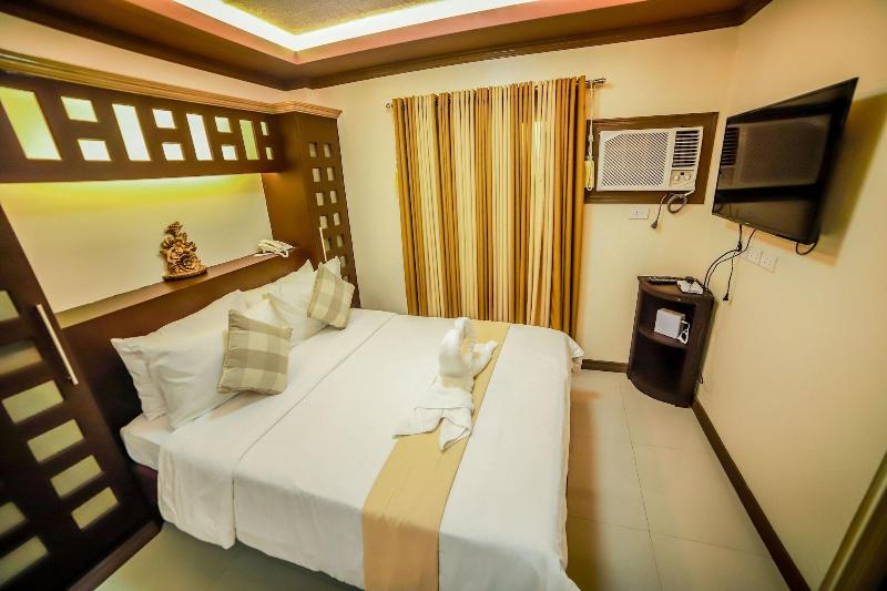 Villa Esmeralda Bryan's Resort Hotel and Restauran image