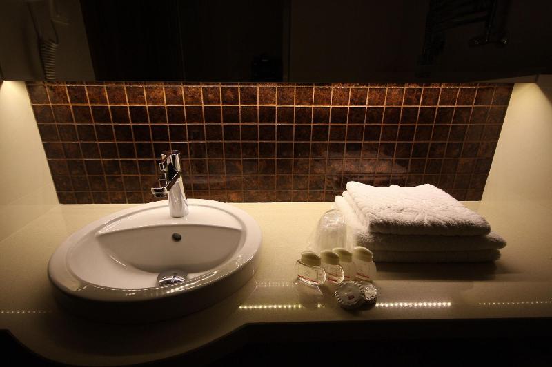 Hotel Vabank image