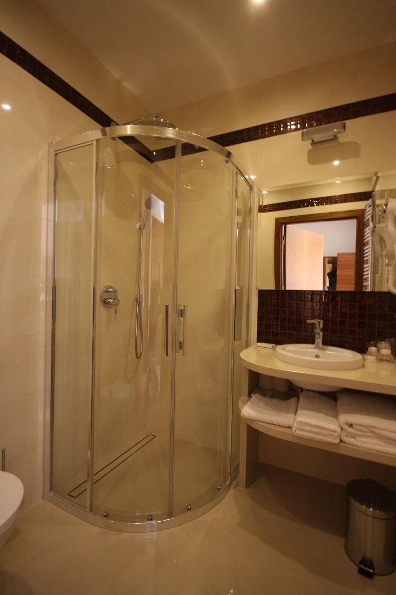Hotel Vabank image