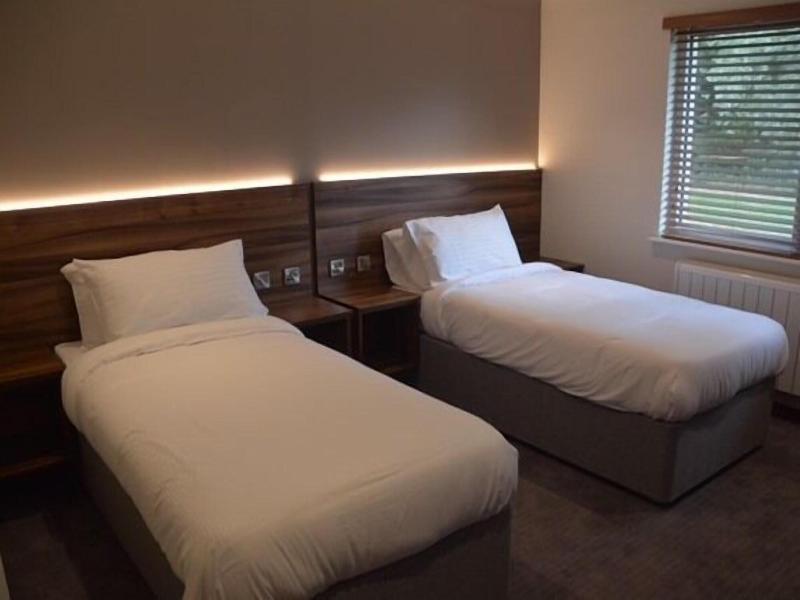 Raglan Lodge image