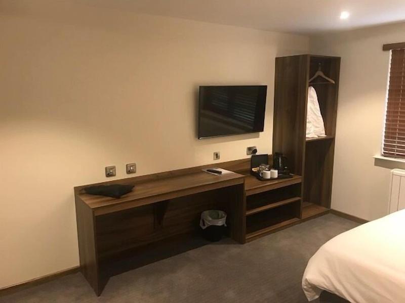 Raglan Lodge image