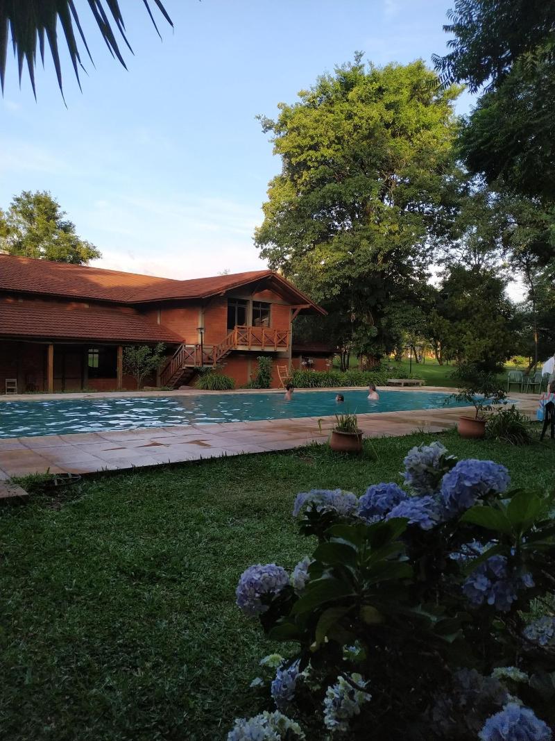Hotel Cabanas Del Parque