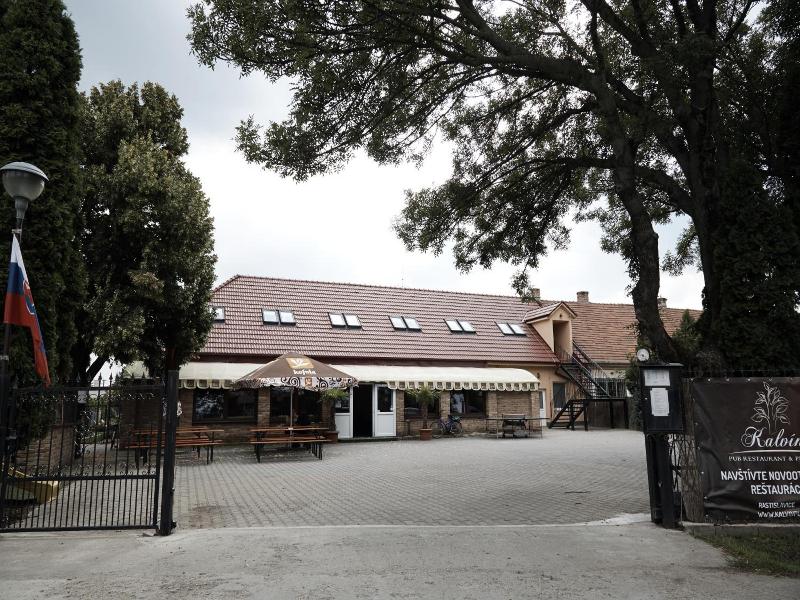 Kalvín Restaurant & Pension image