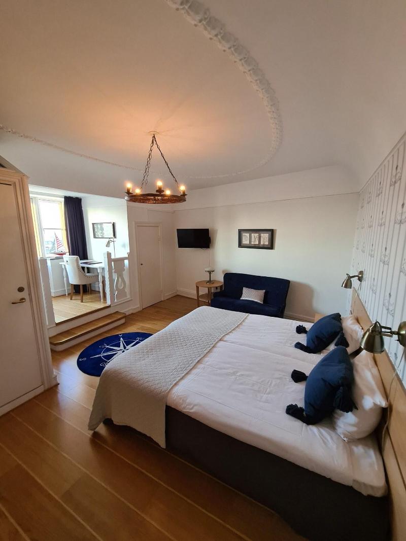 Hamnhotellet Kronan image